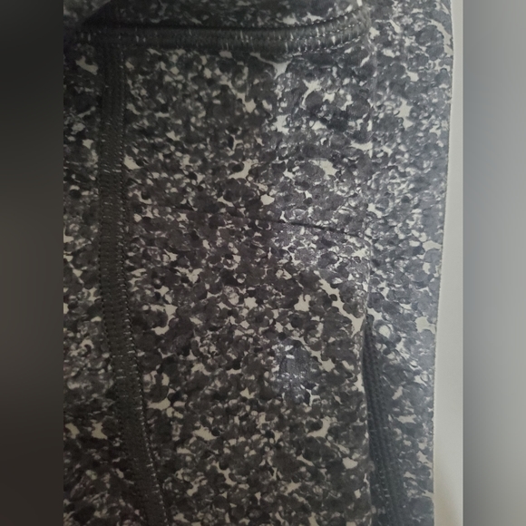 Athleta Salutation Pebble Beach Tight Legging - Picture 3 of 5